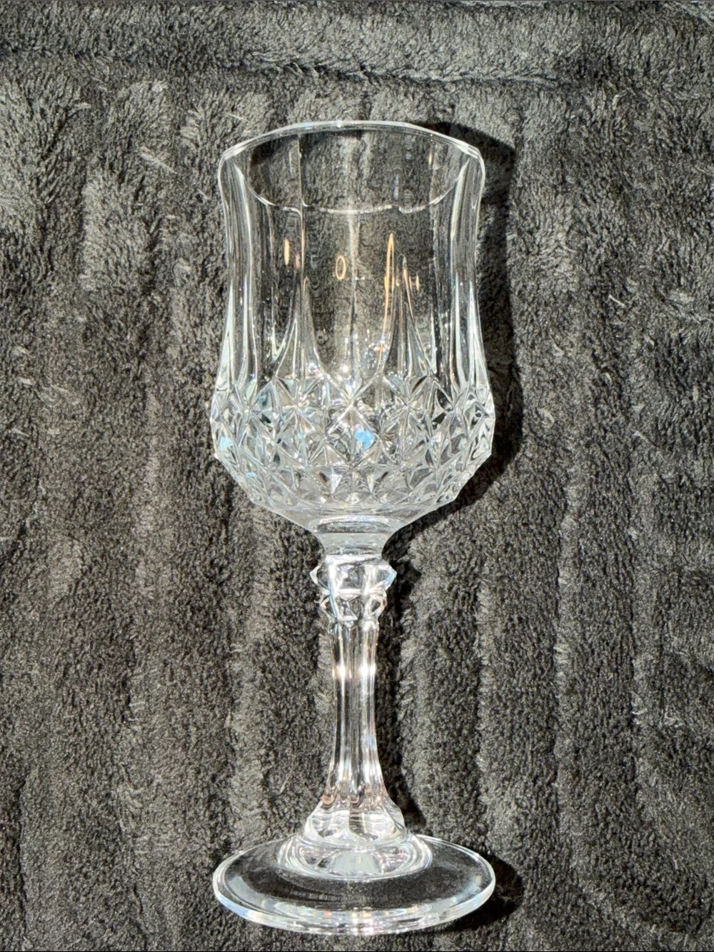 Crystal-Pattern Stemware Set - Clear Glass Wine Goblets (Set of 6)
